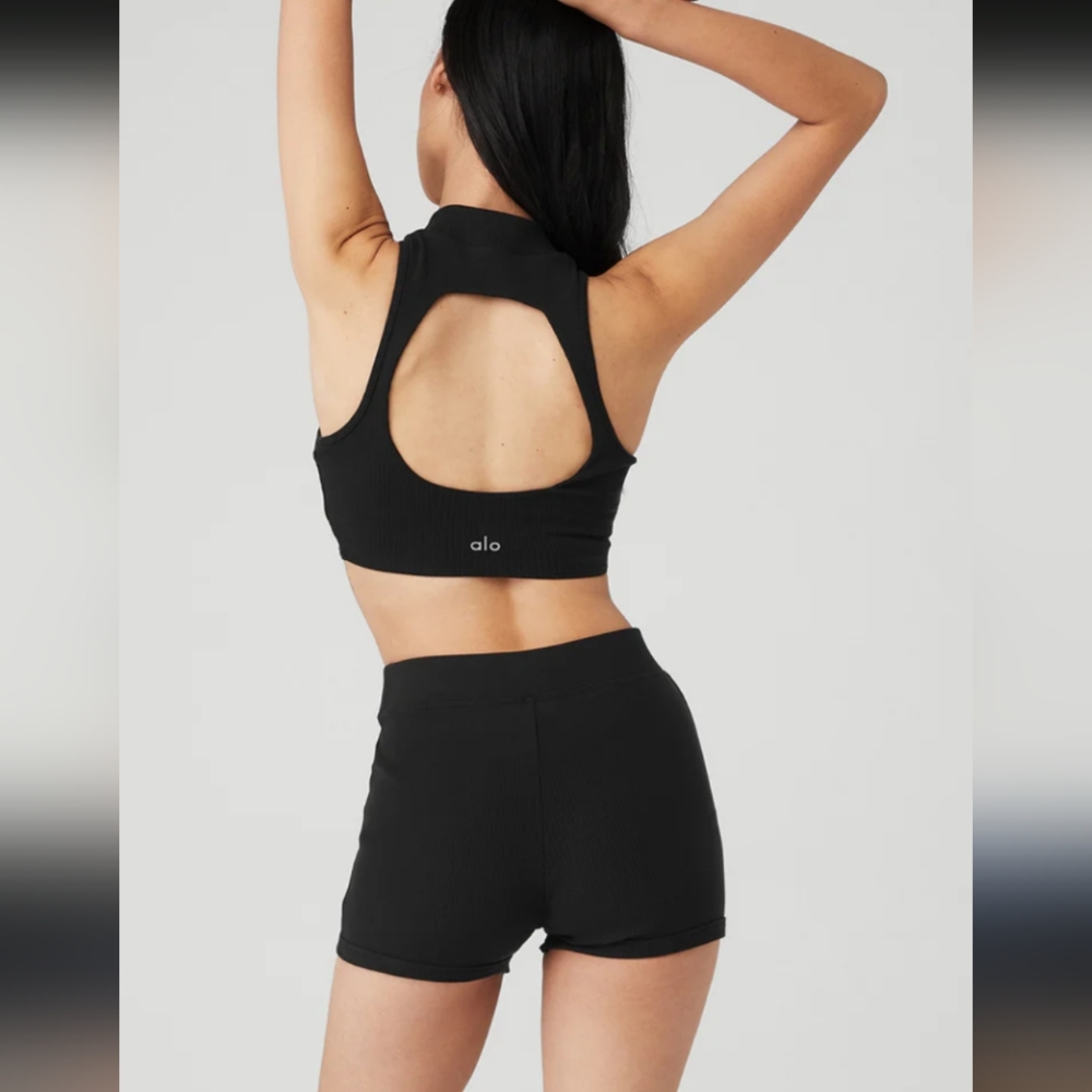 ALO Yoga Goddess Rib Cropped Dynamite Bra Tank Top Black Size Large